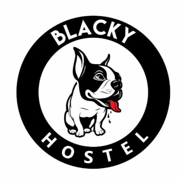 Blacky Hostel And Apartments (Adults Only) Cusco Bagian luar foto