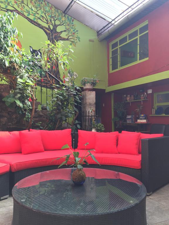 Blacky Hostel And Apartments (Adults Only) Cusco Bagian luar foto